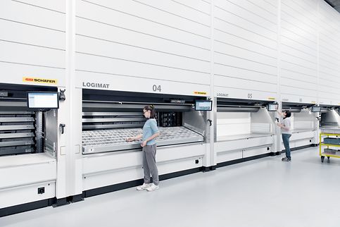 SSI LogiMat vertikális tárolóautomata