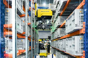 Rackbot Elevate rendszer, CeMat 2025