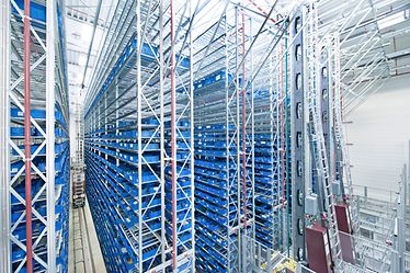 Automated miniload system at Brose